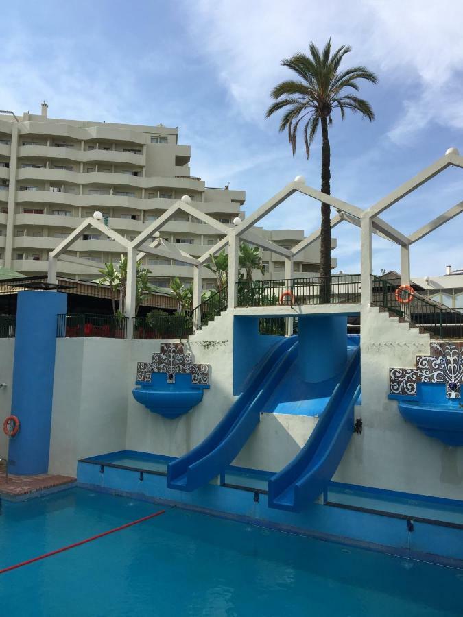 El Estudio De La Playa Benalbeach Holidays Deluxe Benalmadena Exterior photo