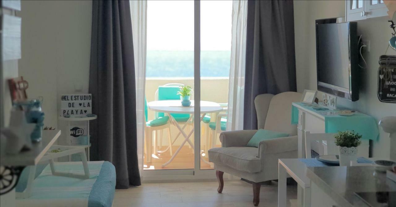 El Estudio De La Playa Benalbeach Holidays Deluxe Benalmadena Exterior photo